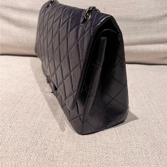 Chanel Large plum color 2.55 iconic classic double flap - Picture 4 of 13